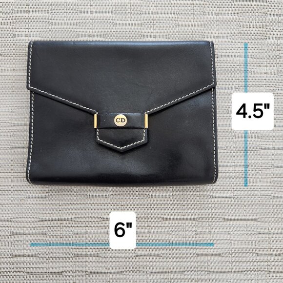 CHRISTIAN DIOR. MAKE UP OR WALLETT CASE - Picture 2 of 2